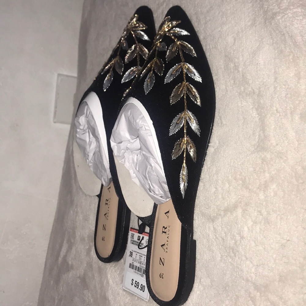 I’m selling these brand new Zara shoes. - Picture 3 of 4